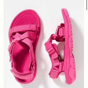 TEVA HURRICANE VERGE SANDALS HOT PINK SIZE 9